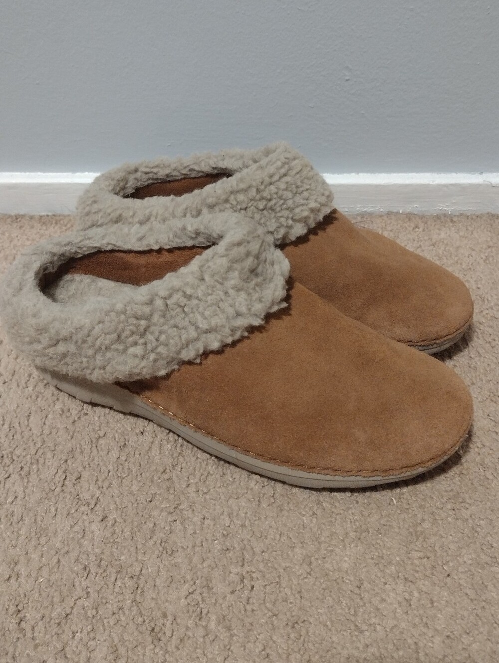 FitFlop Suede Clogs - Picture 2 of 10